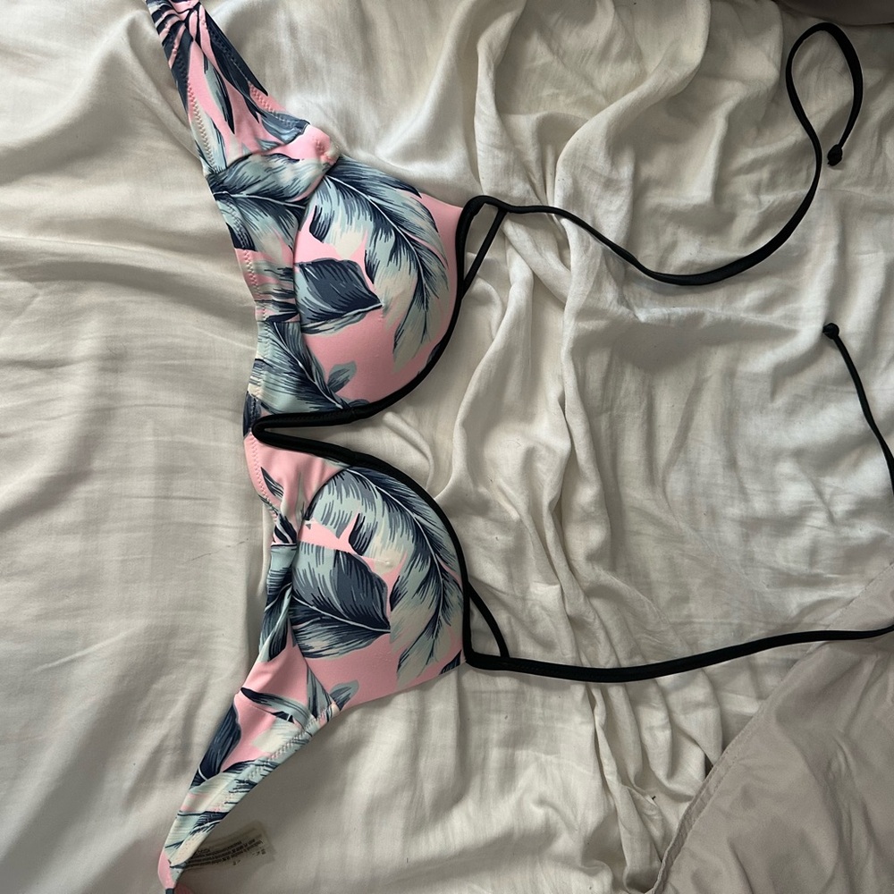 PINK Victoria's Secret Pink and Blue Bikini Top